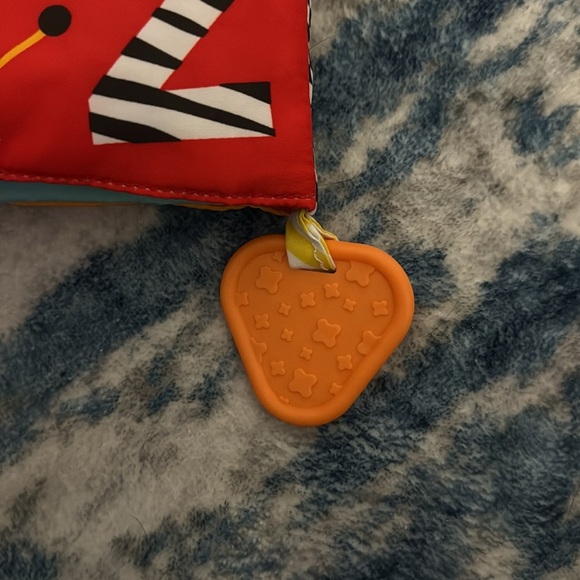 Scholastic Playtex Baby ABC Book - Picture 6 of 6